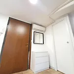 Dorahouse *