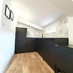 Dorahouse * Turín